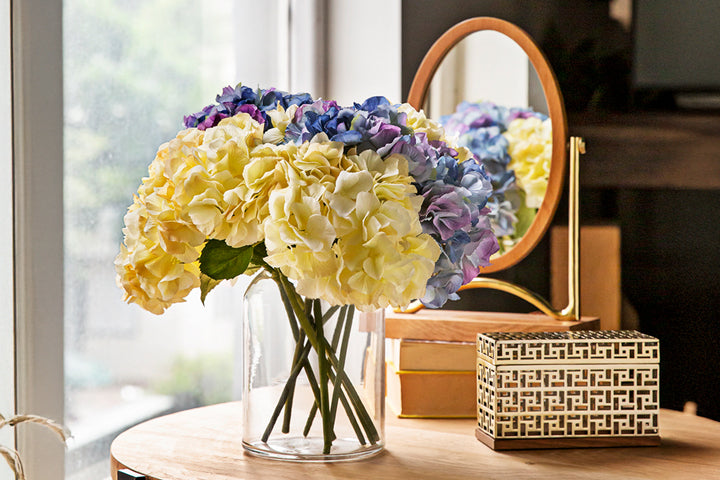 The Ultimate Guide to Choosing Statement Pieces for Luxe Homes