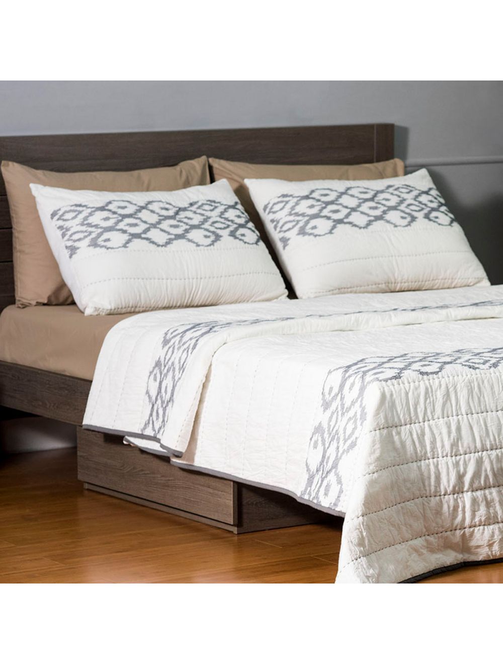 Cross-Stitch Embroidered Bedset-IAAH