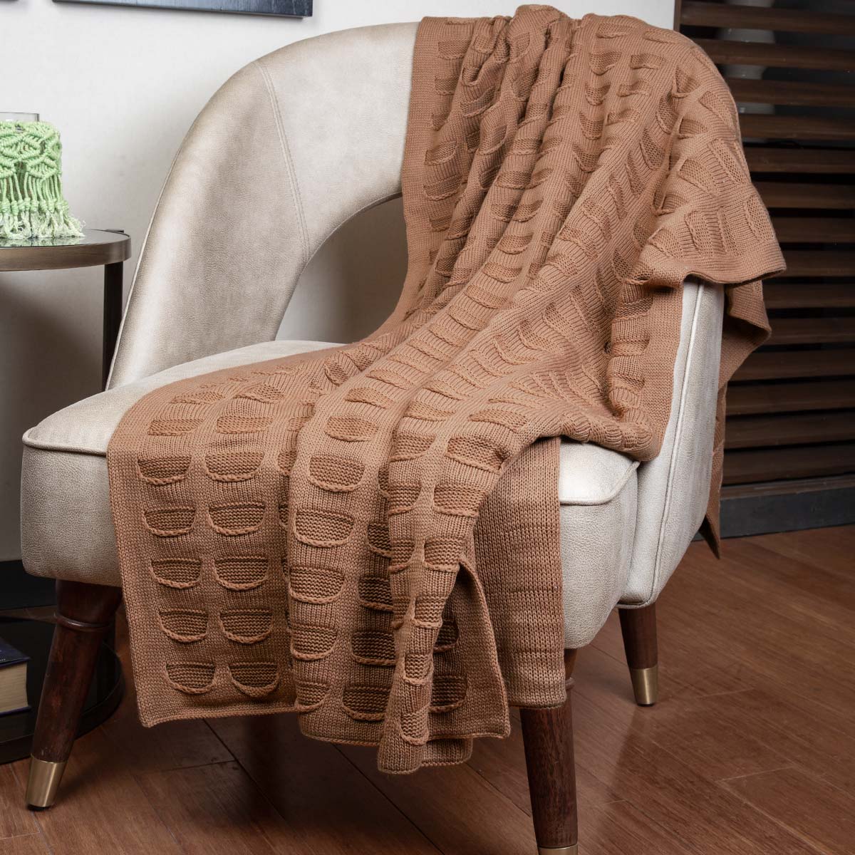 Eye Lash Weave Throw-IAAH