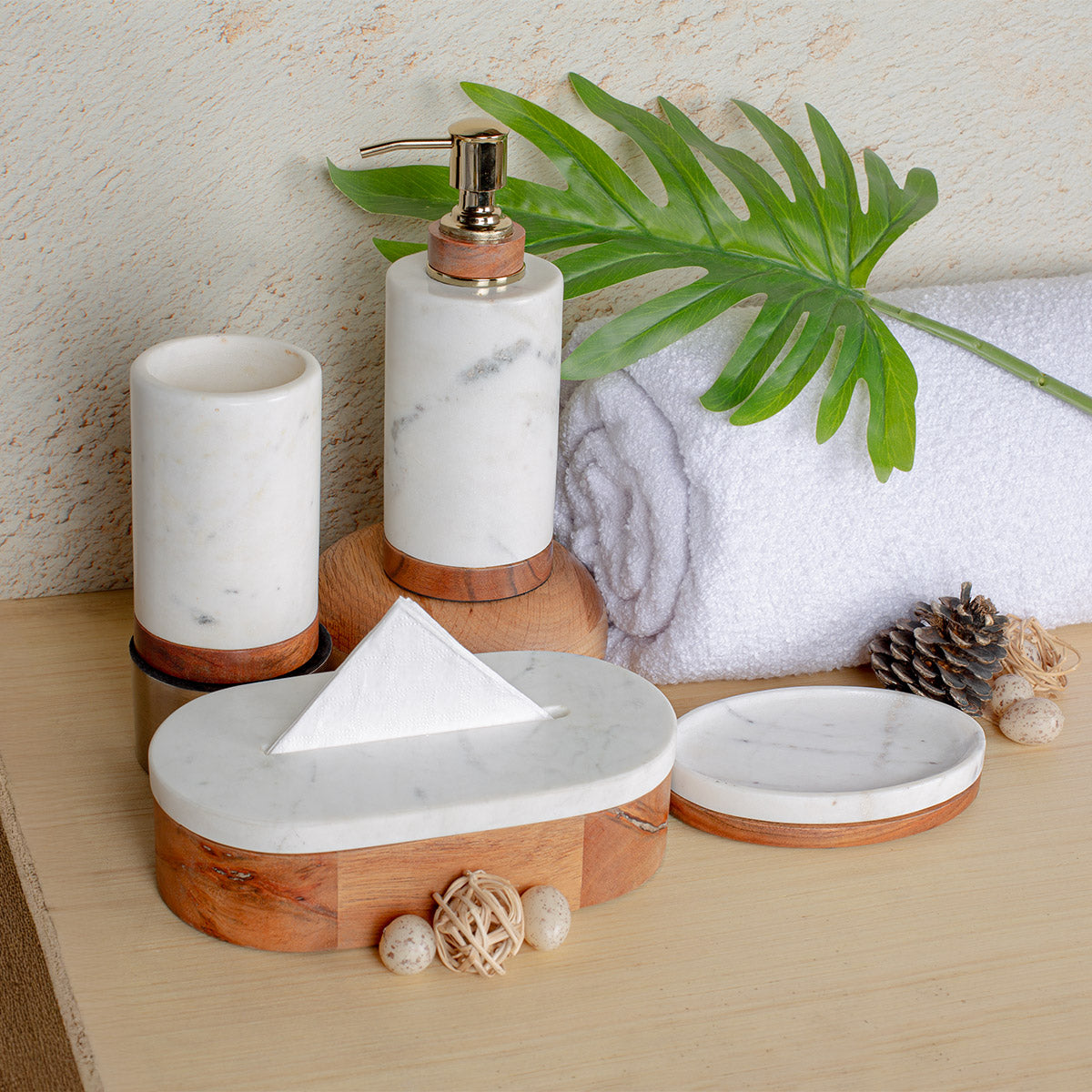 Wood & Marble Tissue Elegance