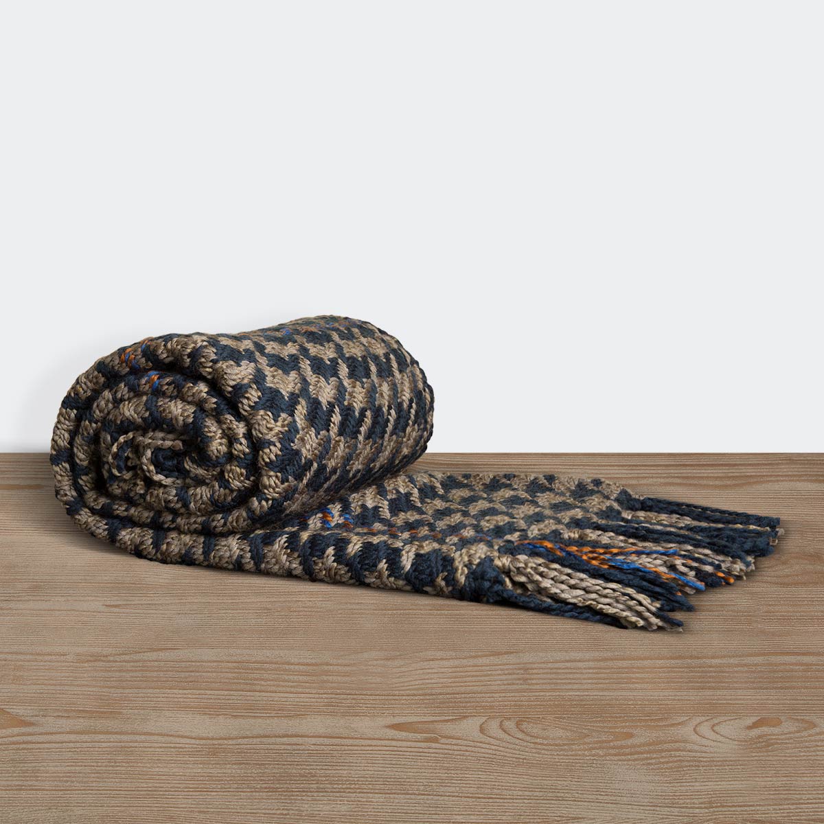 Aksovi Throw Luxurious Handcrafted Throws - IAAH