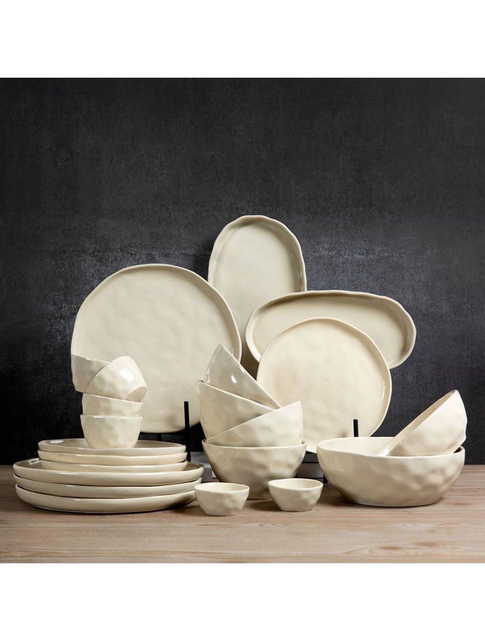 Solasta Dinner Set Of 22