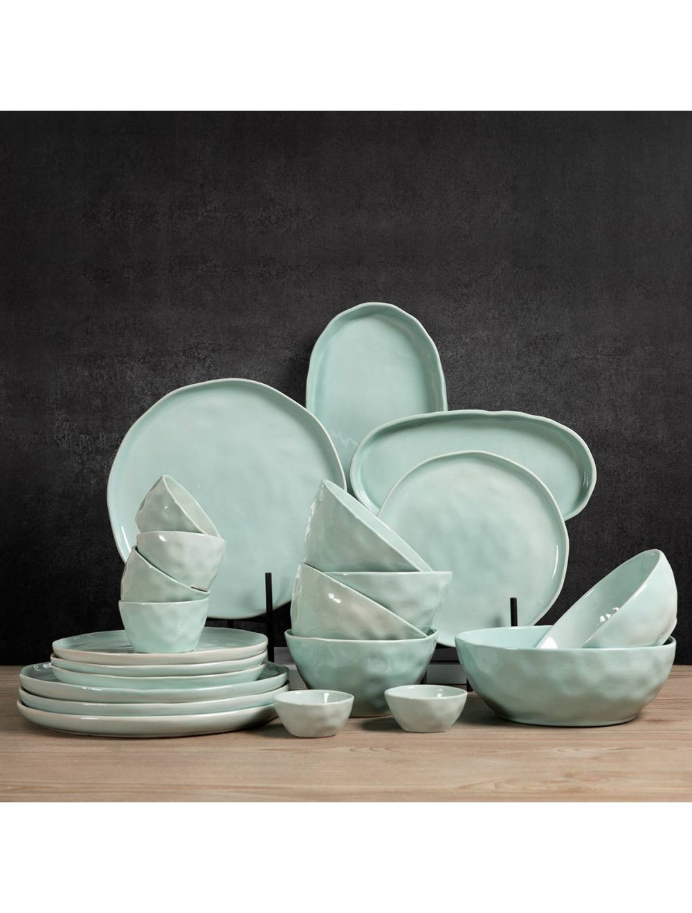 Solasta Dinner Set Of 22
