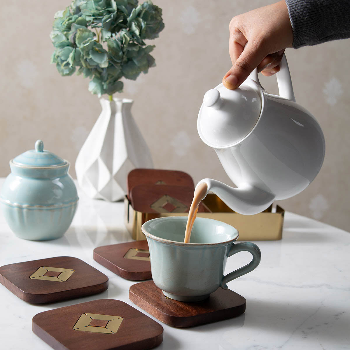 Calian Coaster with Tray