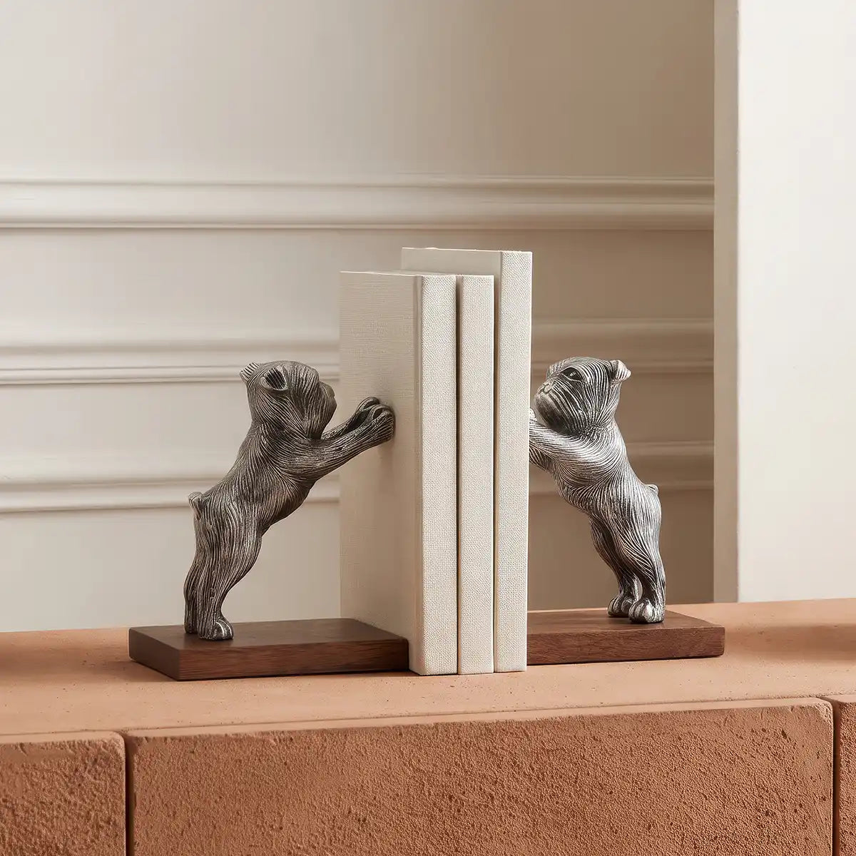 Maison Bookend