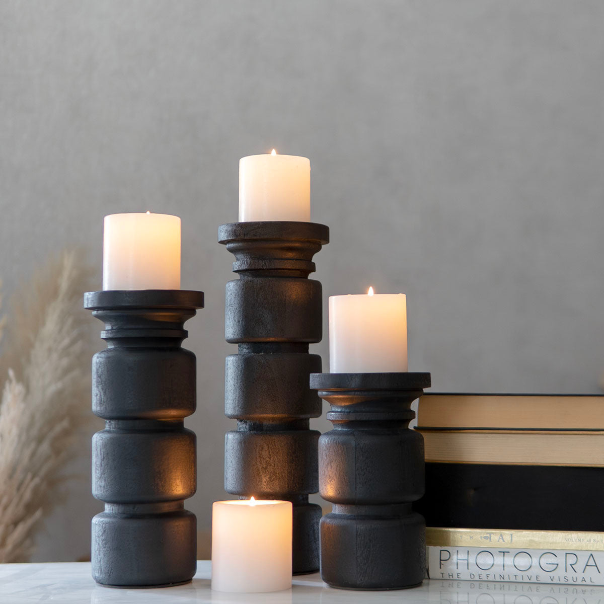 Pastoral Wooden Pillar Holder