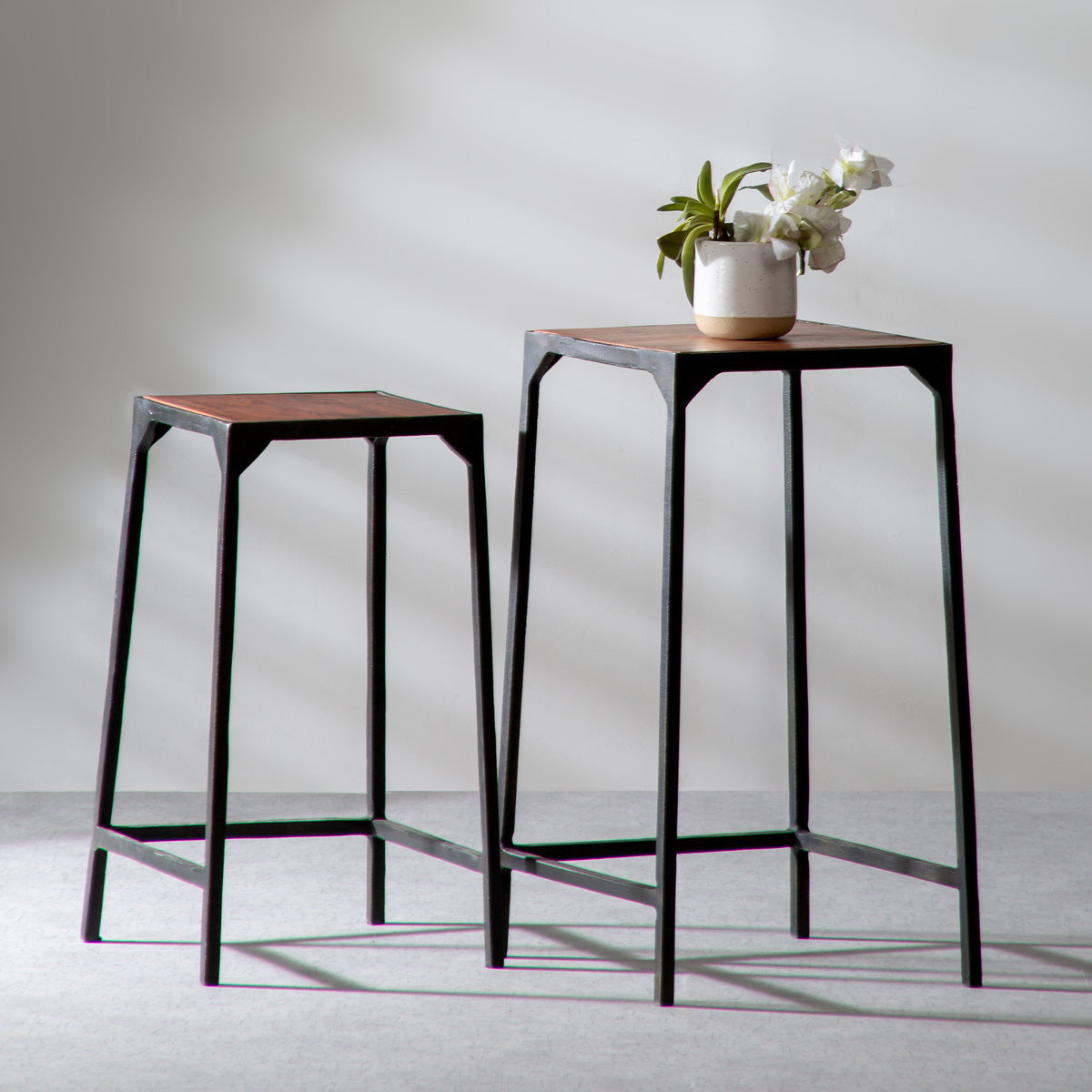 Polarise Nesting Table