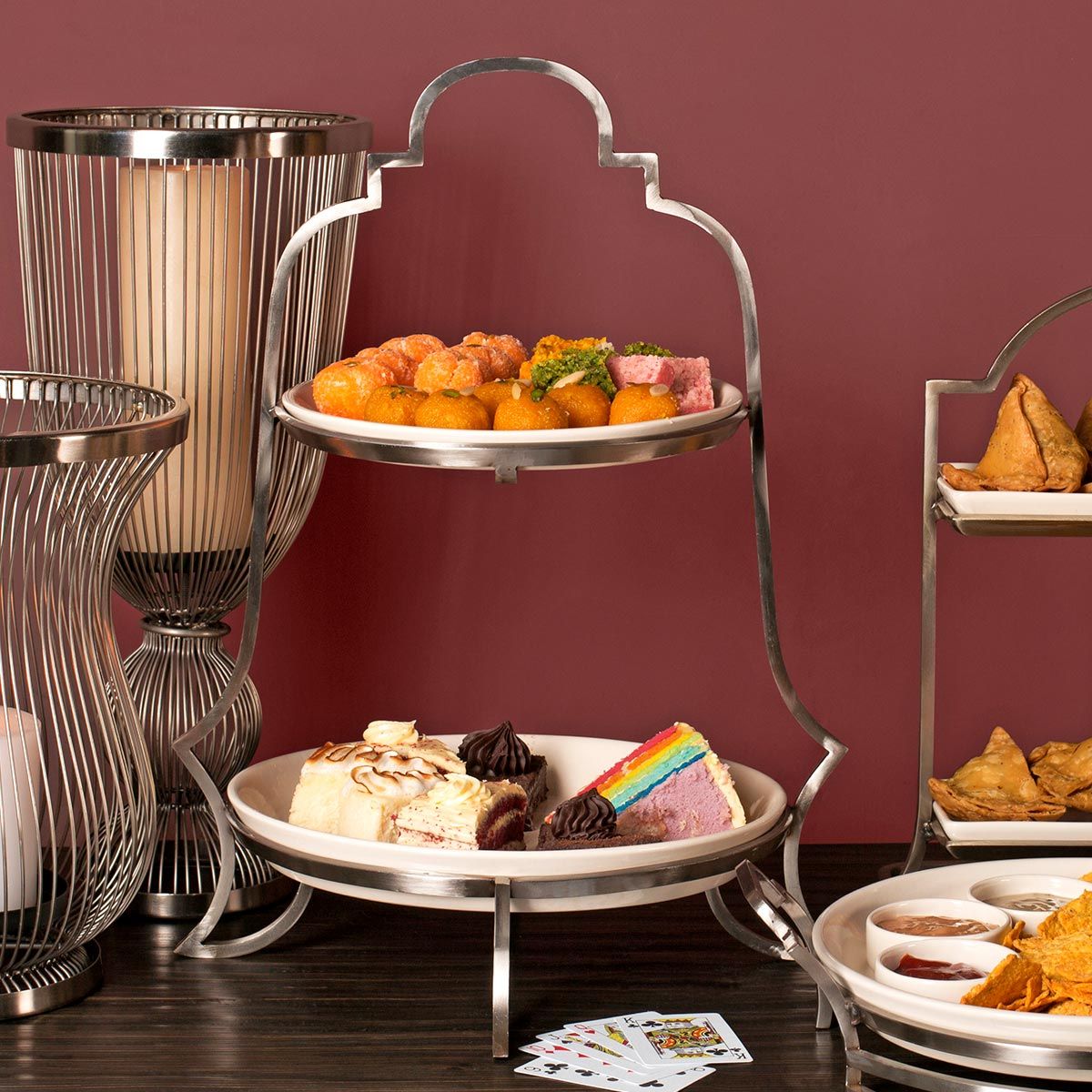 Arnaut Pastry Stand-IAAH