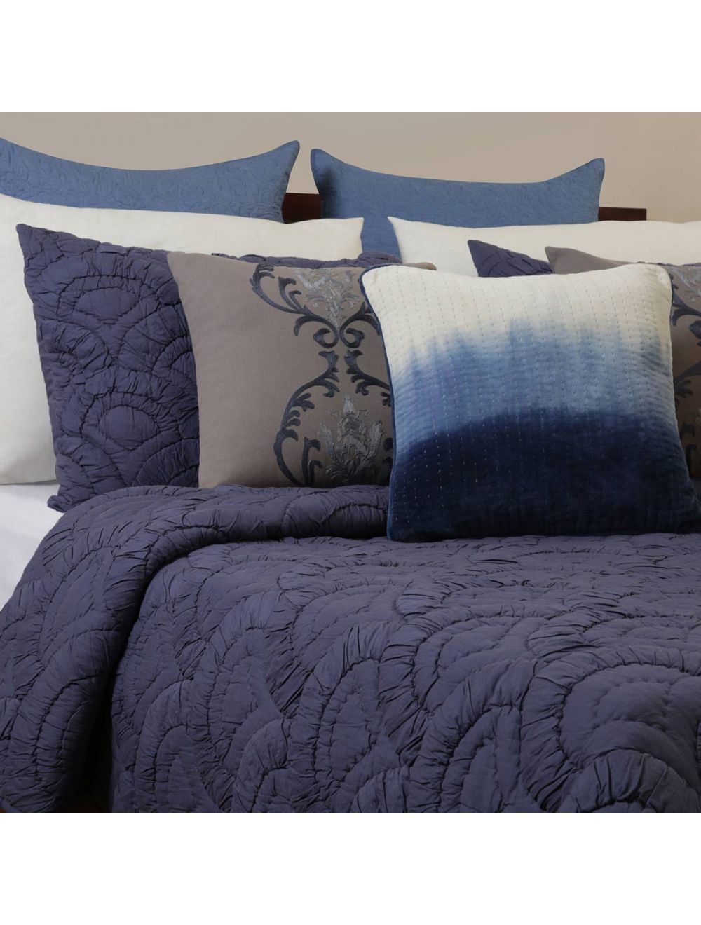 Scallop Quilted Bedset